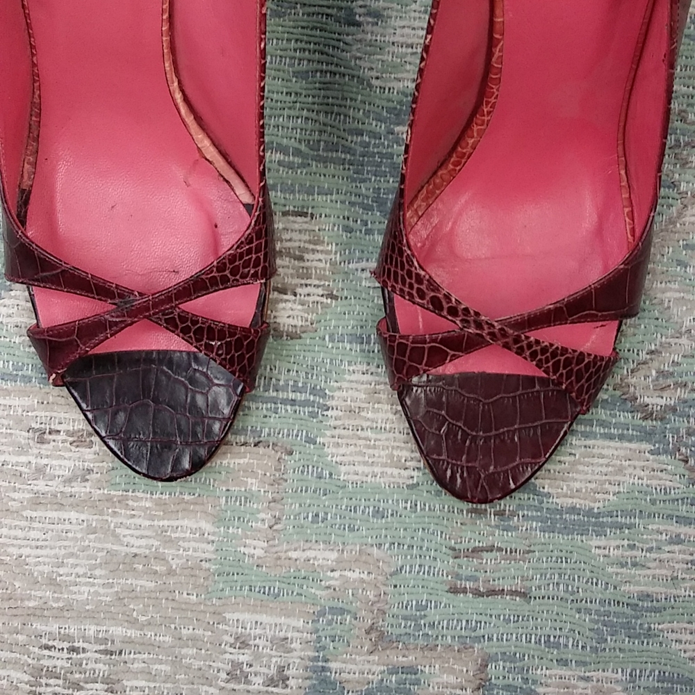 Zara Cranberry Crocodile and Cork Wedges - Picture 4 of 13
